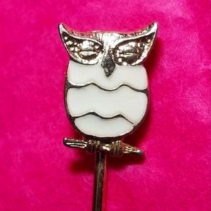 Vintage owl stickpin gold tone stick pin lapel bird enamel jewelry
